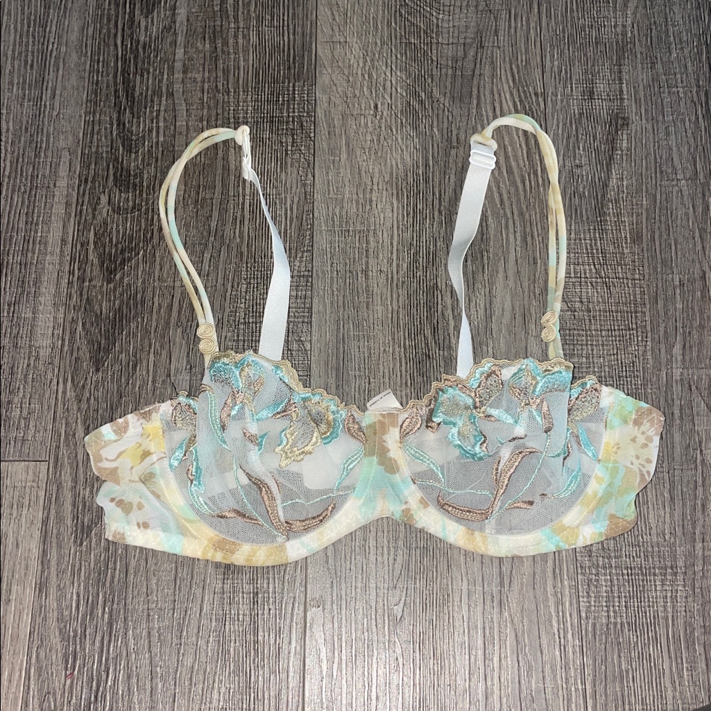 Aubade White Bra With Black Tag